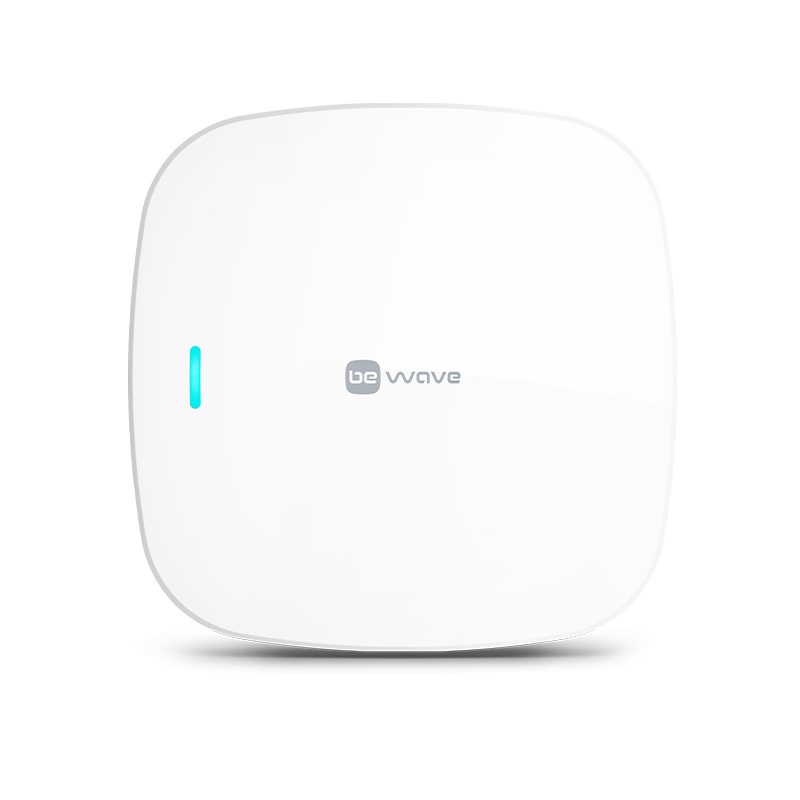 Satel Smart HUB Plus poplachová bezdrátová ústředna